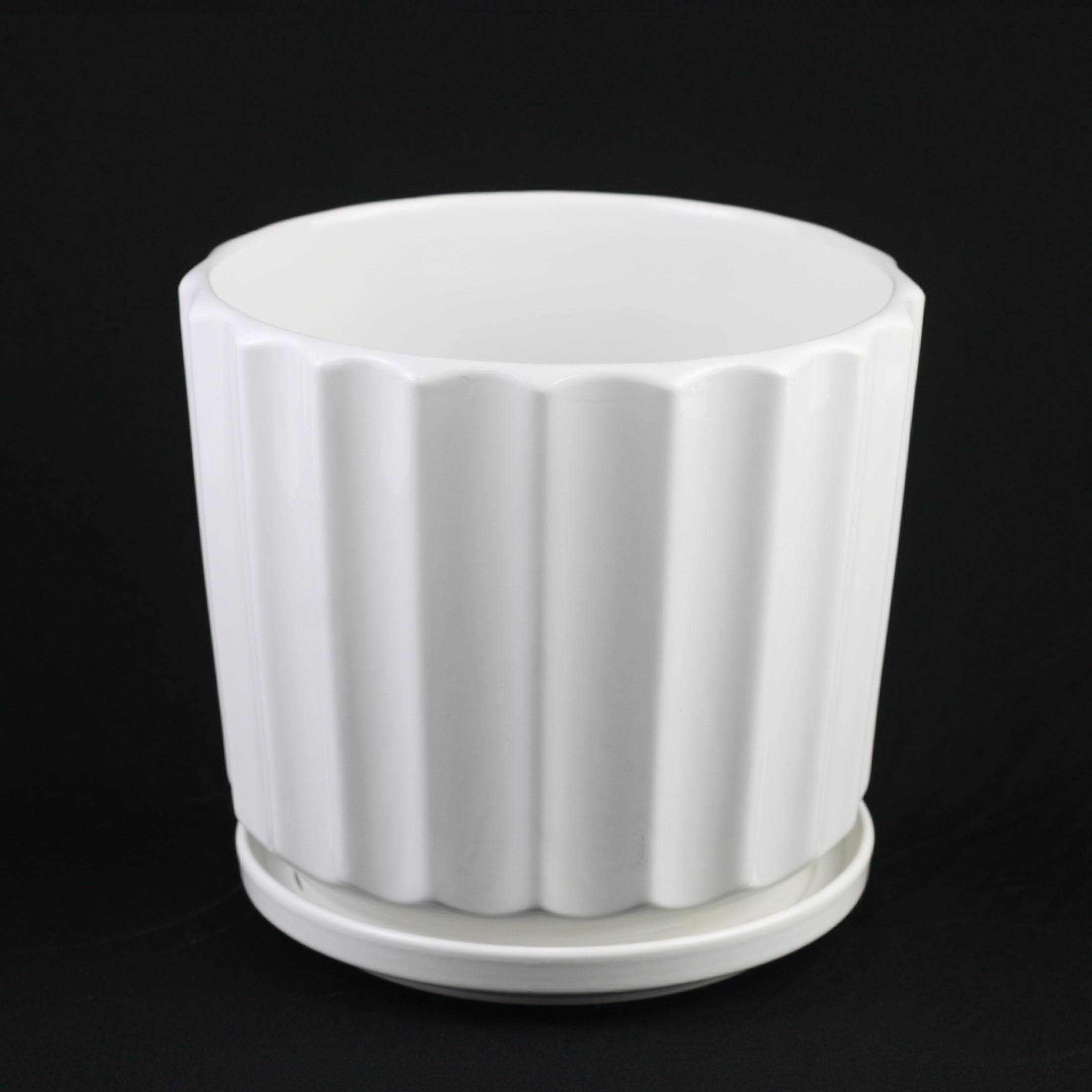 3-Piece White Ceramic Planter Pot Set with Fluted Design & Saucers – Indoor Plant Pots